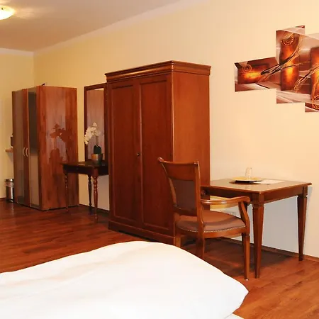 Scheuer Aparthotel 3*