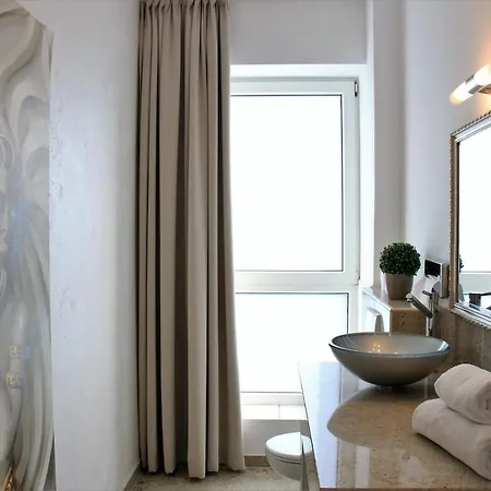 Scheuer Aparthotel 3*