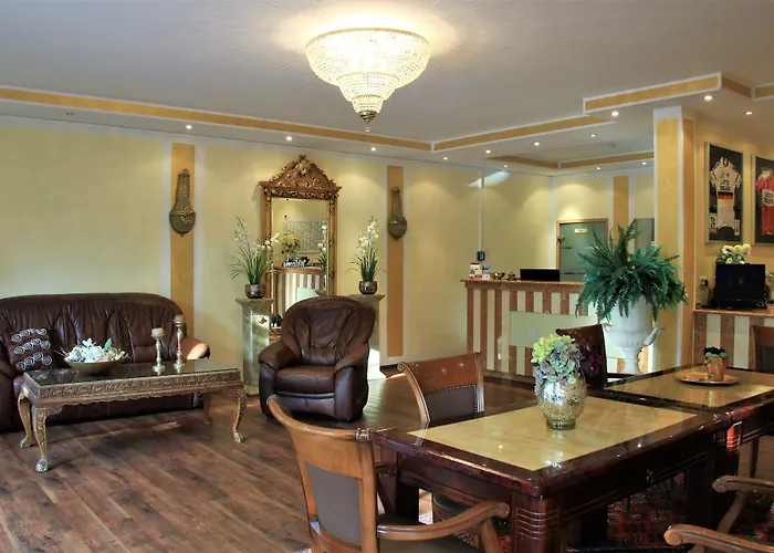 Scheuer Aparthotel 3*